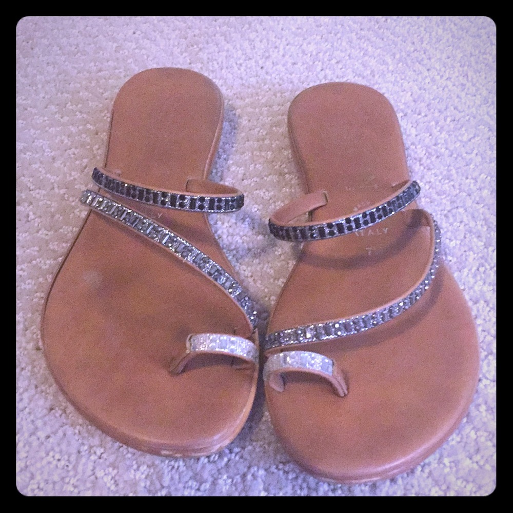 Sparkly sandals ⚡️